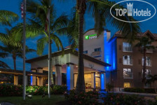 Holiday Inn Express Hotel & Suites Naples Downtown - 5th Avenue 4*