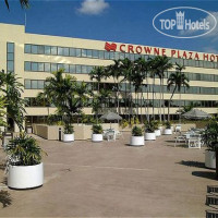 Crowne Plaza Miami Airport 3*