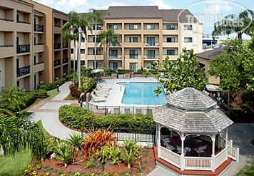 Фотографии отеля  Courtyard Miami Airport West Doral 3*