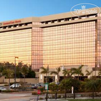 DoubleTree by Hilton Hotel Miami Airport & Convention Center 3*