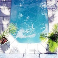 Aqua Hotel & Suites 
