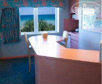 Crystal Beach Suites Hotel & Health Club 3*