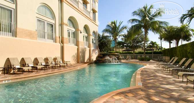 Фотографии отеля  Hilton Naples 4*