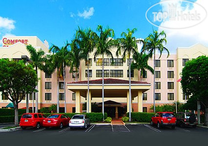 Фотографии отеля  Comfort Suites Miami Kendall 3*