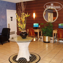 Red Carpet Inn Airport 