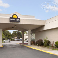 Days Inn Columbus North 2*