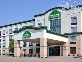 Фотографии отеля  Wingate by Wyndham Cincinnati Blue Ash 3*