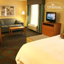 Hampton Inn & Suites Canton