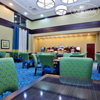 Holiday Inn Express Hotel & Suites Akron Regional Airport Area 