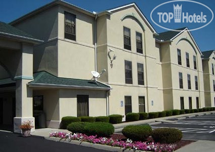 Фотографии отеля  Quality Inn & Suites Columbus 2*