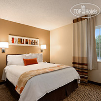 Hawthorn Suites by Wyndham Cincinnati Blue Ash 