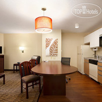 Hawthorn Suites by Wyndham Cincinnati Blue Ash 