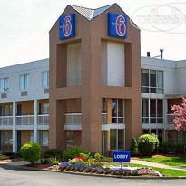 Motel 6 Cleveland-Willoughby 