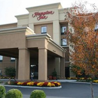 Hampton Inn Garden City 2*