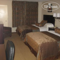 Ramada Rockville Centre 