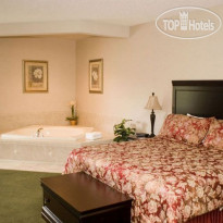 Coccas Inn & Suites Wolf Rd Albany Airport Номер