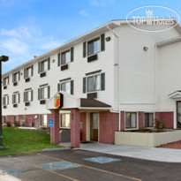 Super 8 Massena 