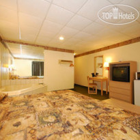 Super 8 Monticello