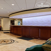 Ramada Plaza Long Island MacArthur Airport 