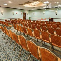 Ramada Plaza Long Island MacArthur Airport 