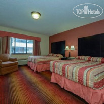 Rodeway Inn MacArthur Airport