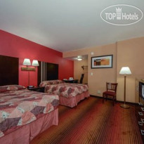 Rodeway Inn MacArthur Airport