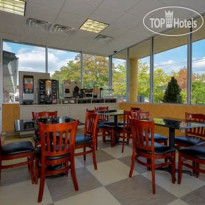 Rodeway Inn MacArthur Airport