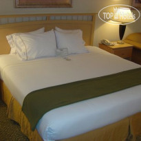 Holiday Inn Express Hotel & Suites Raleigh North - Wake Forest Стандартный номер