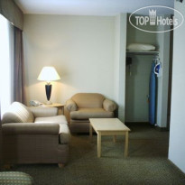 Holiday Inn Express Hotel & Suites Raleigh North - Wake Forest Suite