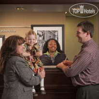 Hampton Inn & Suites Asheville I-26