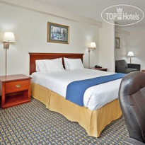 Holiday Inn Express Hotel & Suites Wilson-Downtown