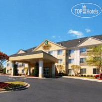 Quality Suites at Carolina Place Mall 