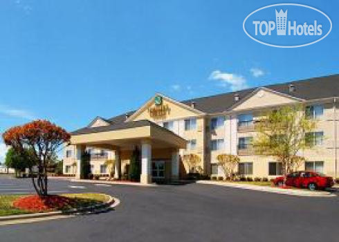 Quality Suites at Carolina Place Mall