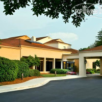 Courtyard Charlotte SouthPark 3*