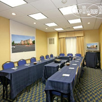 Fairfield Inn & Suites Greensboro Wendover 