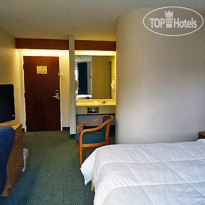 Motel 6 Hickory 