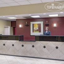 La Quinta Inn & Suites  Hickory 