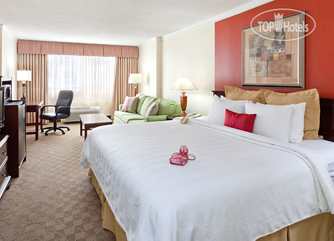 Новые добавленные фото туристов Fairfield Inn & Suites Charlotte Uptown 4*