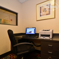 Best Western Plus Hotel & Suites Airport South
