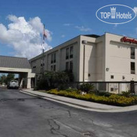 Hampton Inn Douglas 2*