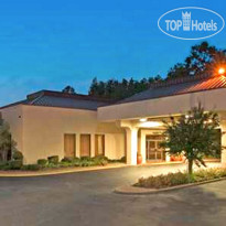 Hampton Inn Columbus-Airport 