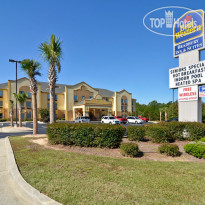 Best Western Bradbury Inn & Suites 