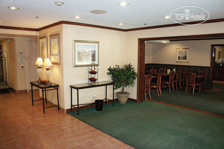 Фотографии отеля  La Quinta Inn & Suites Atlanta Roswell 3*