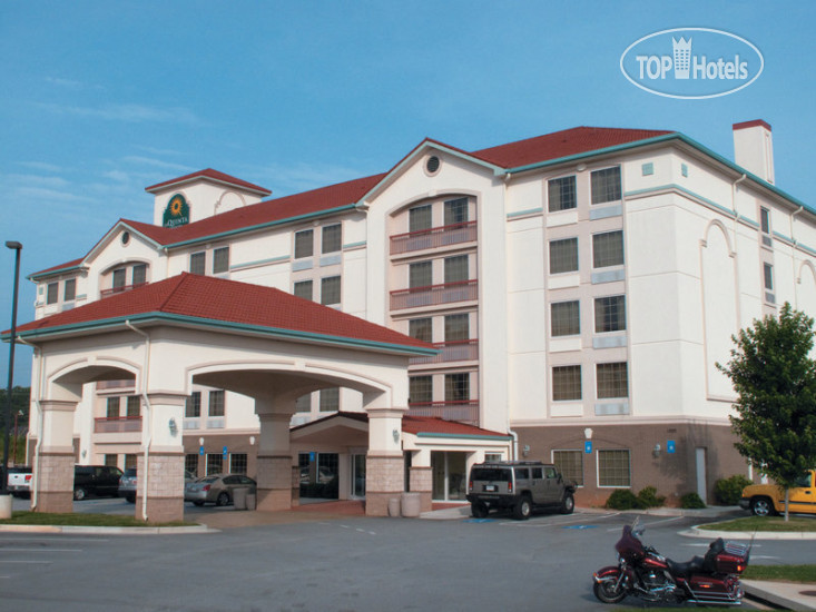 Фотографии отеля  La Quinta Inn & Suites Atlanta Douglasville 2*