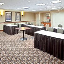 Holiday Inn Express Hotel & Suites Marysville 