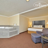 La Quinta Inn & Suites by Wyndham Seattle Federal Way 