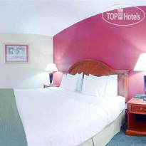 Holiday Inn Express Easton