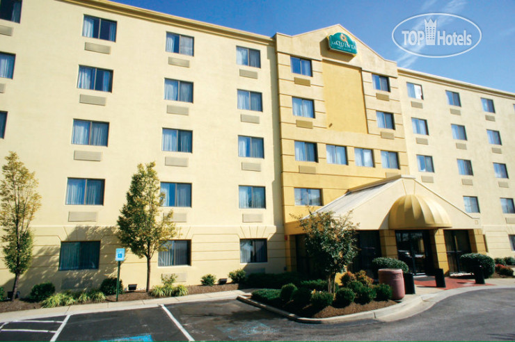 Фотографии отеля  La Quinta Inn & Suites Baltimore BWI Airport 3*