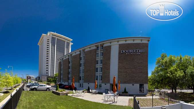 Фотографии отеля  DoubleTree by Hilton Hotel Montgomery Downtown 3*