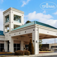 Holiday Inn Express Hotel & Suites Huntsville-University Drive 2*